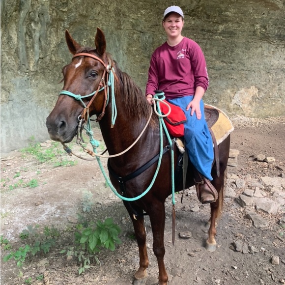 Meet your Posher, Kaitlyn - Picture 10 of 16